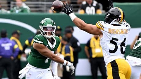 Justin Fields nearly flawless during promising Jets debut — until crunch time