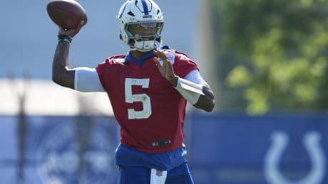 Colts’ Daniel Jones and Anthony Richardson struggle as QB battle begins