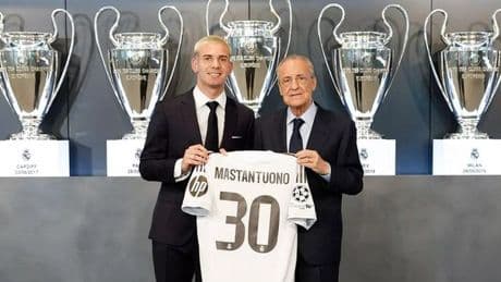 El Real Madrid inscribe a Mastantuono en el Castilla y deja hueco para un fichaje más