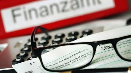 Steuererklärung: Gewerkschaft will Steuererklärung für Arbeitnehmer abschaffen
