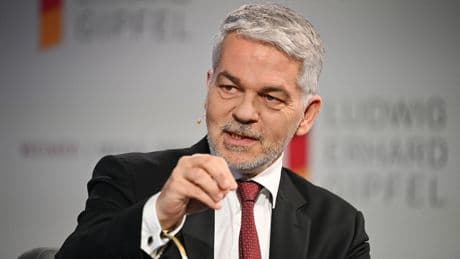 Militärexperte Masala nennt Merz' Lieferstopp Symbol ohne militärische Folgen