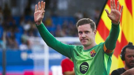 La Liga considera la baja de Ter Stegen de larga duración y el Barcelona podrá inscribir a Joan García