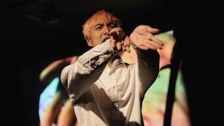 Theatermacher Wang Chong gibt Nachhilfe in kreativem  Protest