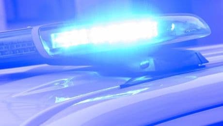 38-jähriger Mann überfährt Ehefrau mit voller Absicht – Frau stirbt