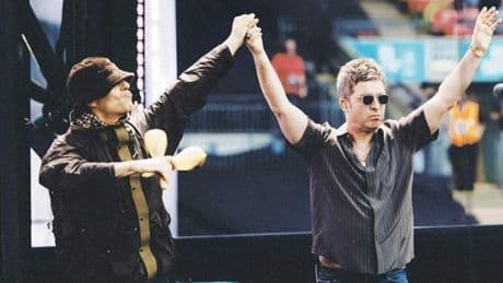 Tribünden düştü… Oasis konserinde trajedi: 1 kişi öldü