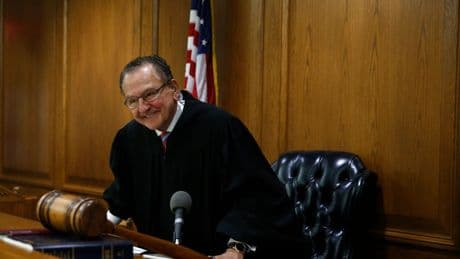 Frank Caprio, Viral Judge Remembered for His Kindness, Dies at 88