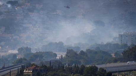 Frankreich: Mehr als 100 Verletzte bei Waldbrand nahe Marseille