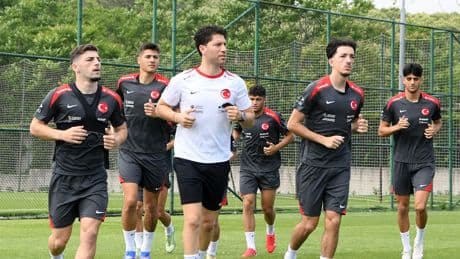 Ümit Milliler'de Arnavutluk mesaisi!
