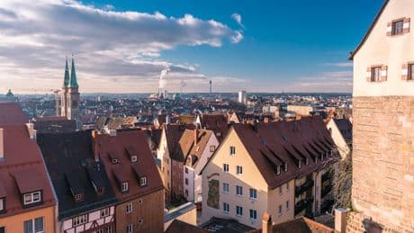Immobilien-Atlas 2025 - Wo sich der Kauf lohnt - und wo eher nicht