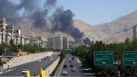 Newsblog zum Krieg in Nahost: Fabriken für Zentrifugen und Waffen im Iran angegriffen