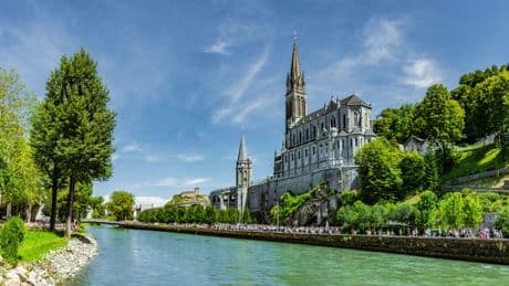 Lourdes 2025, l’homélie du 15 août : « Magnificat ! La joie de Dieu au cœur du monde »