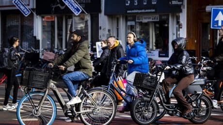 Praat mee: Moeten we de e-bikes en fatbikes weer inruilen voor een normale fiets?