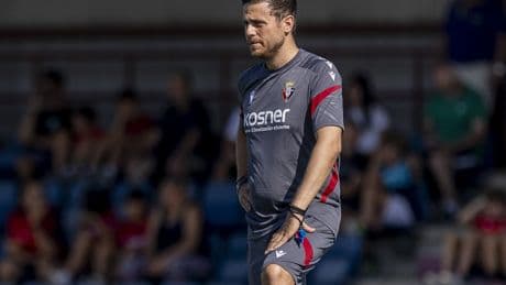 Osasuna espera que el Athletic suba su última oferta por Areso