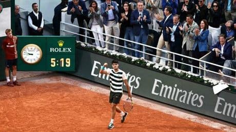 Sinner sfiora il Roland-Garros: Carlos Alcaraz rimonta e vince a Parigi per la seconda volta consecutiva