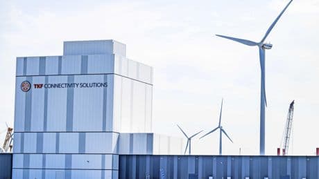 Opstartproblemen  kabelfabriek Eemshaven en zwakke vraag naar glasvezels  blijven TKH achtervolgen
