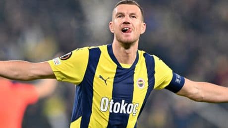 Flaş iddia: İtalya'da Dzeko yarışı