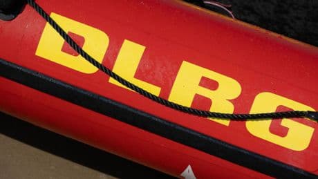Notfälle: Große Suchaktion nach Schwimmern in Steinbruchsee
