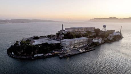Trump quiere reabrir Alcatraz para encarcelar a &quot;los delincuentes más despiadados&quot; de EEUU