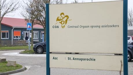 Azc-jongeren krijgen toch een uitstapje tijdens dorpskermis Sint Annaparochie