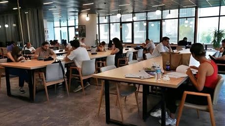 Kütüphanelere ilginin artmasının arkasında yatan gerçek: Hayat pahalılığı! Ders çalışmaktan çok daha fazlası