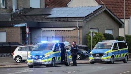 Großeinsatz in Bünde (NRW) - Schüsse! Mann schwer verletzt