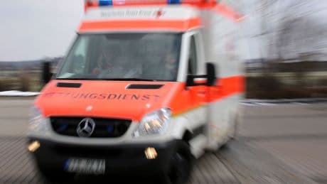 Verkehr: Junger Mann stirbt bei Autounfall in der Oberpfalz