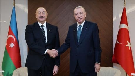 Erdoğan, Çin'de Aliyev'le bir araya geldi