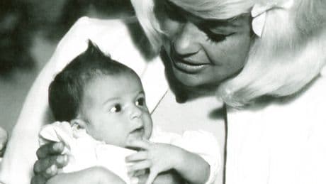 'There you are': How Mariska Hargitay sought out the truth behind her bombshell mom