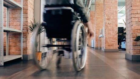 El despido automático por incapacidad permanente queda eliminado por amplia mayoría en el Senado