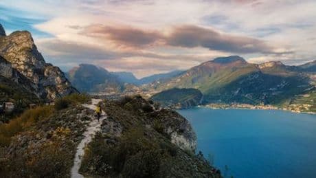 Norditalien: Deutscher Tourist stirbt bei Bergtour am Gardasee