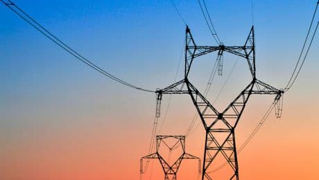 Salvar la red tras el apagón ha tenido un efecto secundario: luz más cara y comercializadoras al límite