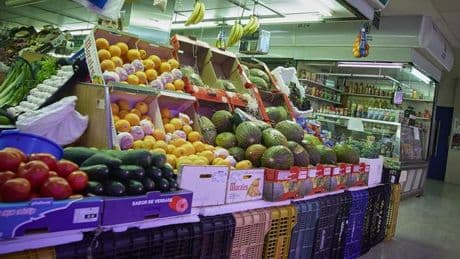 La moderación de precios de los alimentos frescos contribuye a contener en el 2,7% el IPC de julio