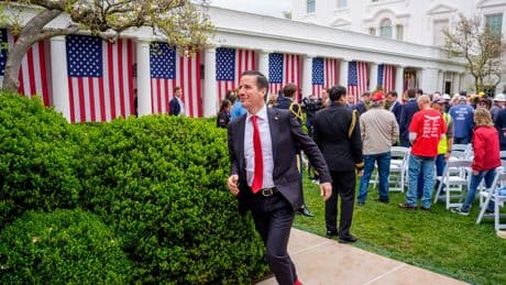 Scoop: Moreno opens up Senate front in MAGA's war on Fed chair Powell
