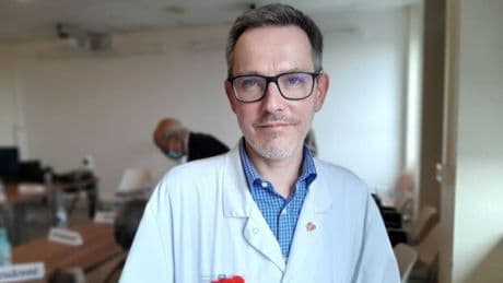 «On pense que les soignants sont formés ou habitués à la mort. Pas du tout!»