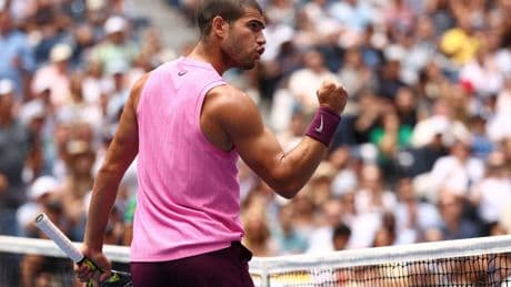 Un tifón llamado Alcaraz desarma a Lehecka y pasa a 'semis' del US Open con una lección al servicio