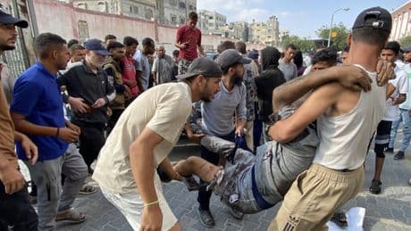 Gaza: au moins 50 Palestiniens tués après des tirs israéliens près d'un centre d'aide