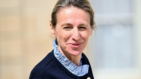 Protection sociale : la ministre du Travail pointe « une anomalie française »