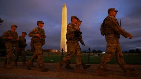 US-Militär | Expertin: "Jetzt dient Armee der Laune von Präsident Trump"