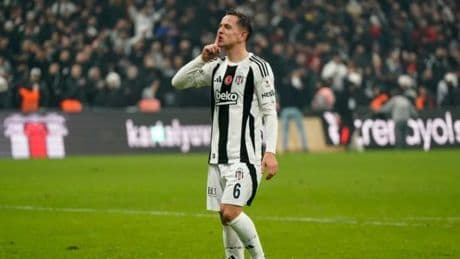 Beşiktaş'ta Amir Hadziahmetovic, Hull City'e doğru!
