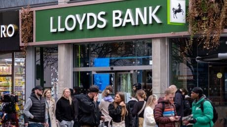 Lloyds Bank offering 6.25% interest on savings for certain customers