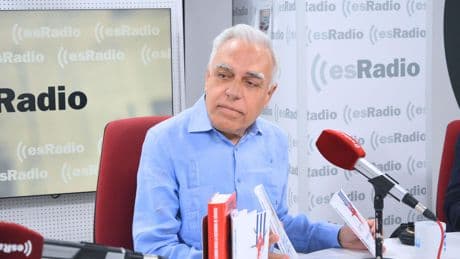 Tony Guedes, médico cubano: &quot;Cuba no fue nunca una potencia médica como han vendido&quot;