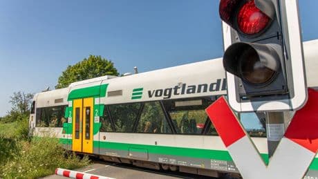 Bahn verhängt Aussteige-Verbot in Zwotental: Zug-Posse in Sachsen