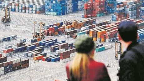 El tráfico total del Port de Barcelona cae un 3,2% en el primer semestre del 2025