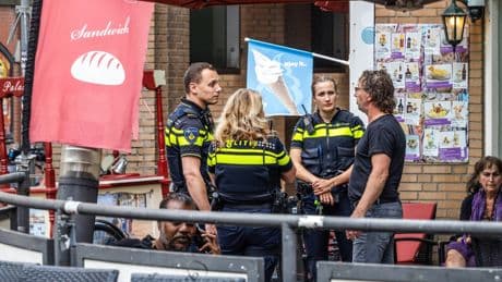 Hoe kon het zo misgaan in Scheveningen? ‘De politie was met veel te weinig’