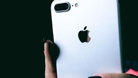 iPhone owners warned as two popular models added to doomed ‘vintage’ list & there’s a costly consequence for Apple fans