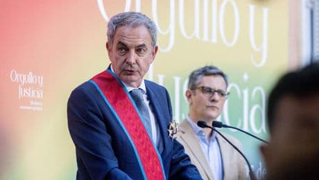 Zapatero sustituye a Cerdán en las negociaciones en Suiza y se reúne con Puigdemont para mantener en pie la legislatura