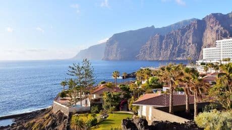 Major new Canary Islands change in bid to end chaos at Tenerife airport - '32 more'