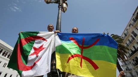 En Algérie, un universitaire arrêté pour des propos controversés sur l’amazighité