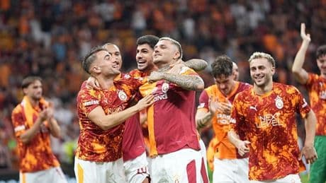 Usta yazardan Galatasaray'ın yıldızına övgü: Formasının içine yüreğini koyan adam...