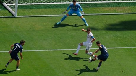El PSG devuelve al Madrid al pasado